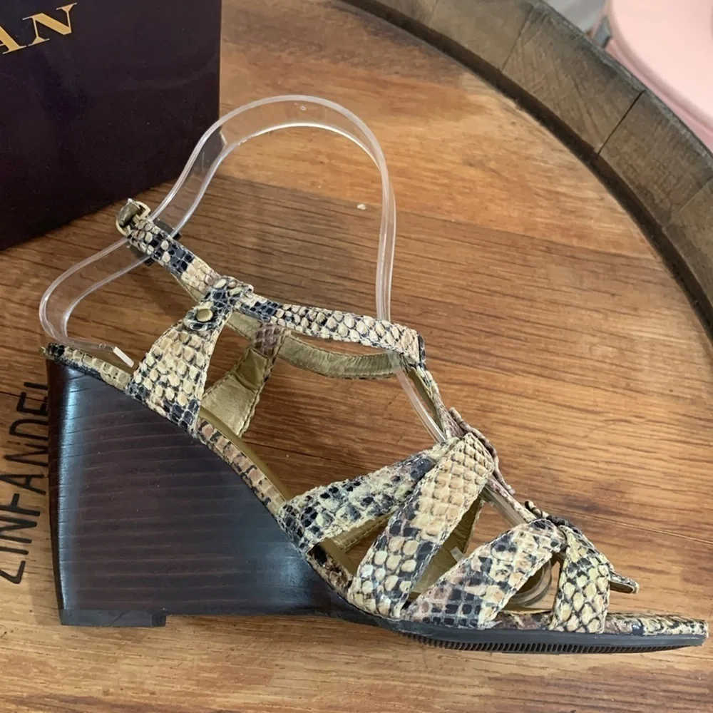 Dana Buchman | NIB Vala Snake Embossed Leather Strappy Stacked Wedge Heels 6.5 M